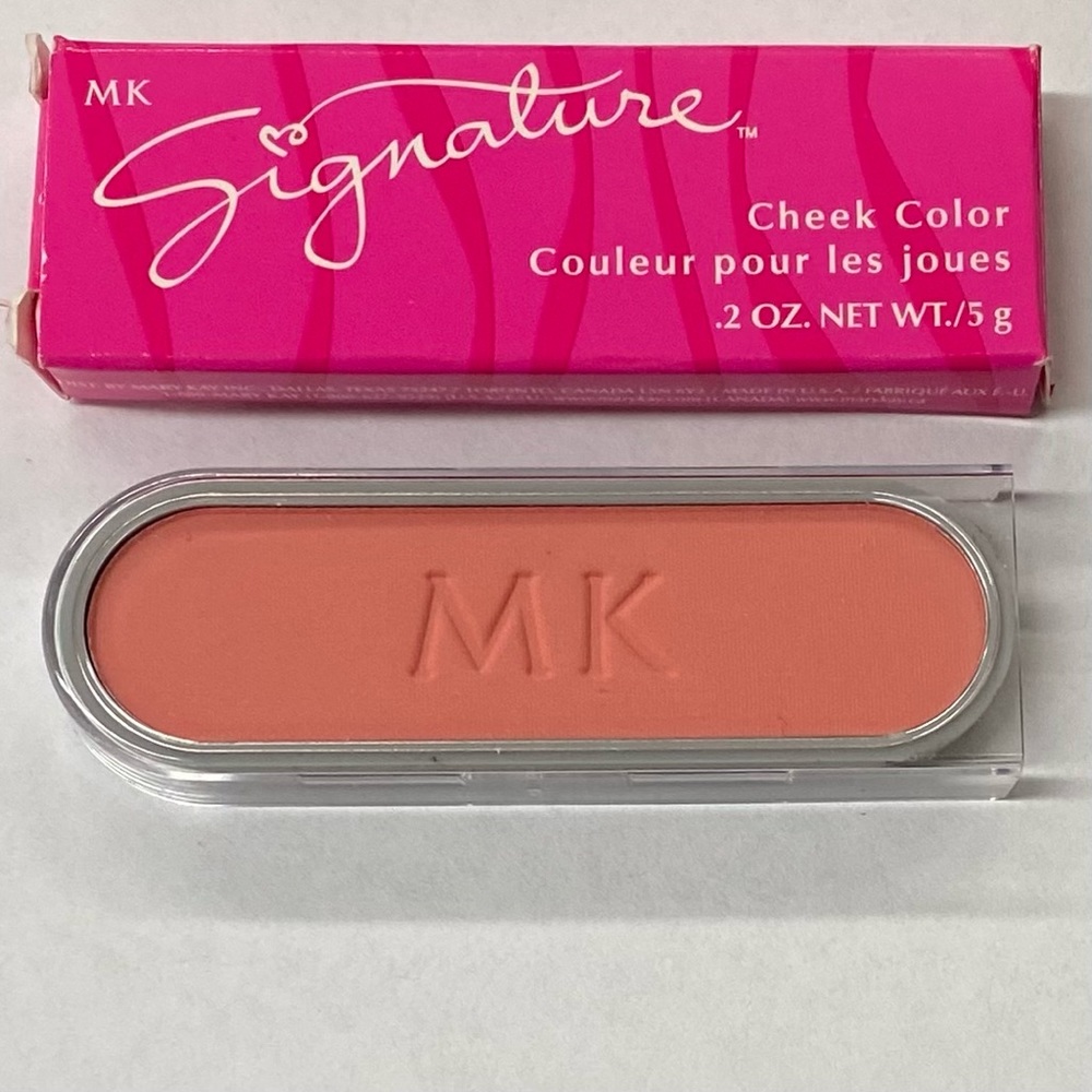 NIB Retired Mark Kay Signature Apricot Breeze Cheek Color